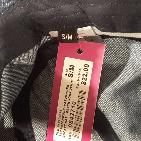 👒 - Picture 2 of 2